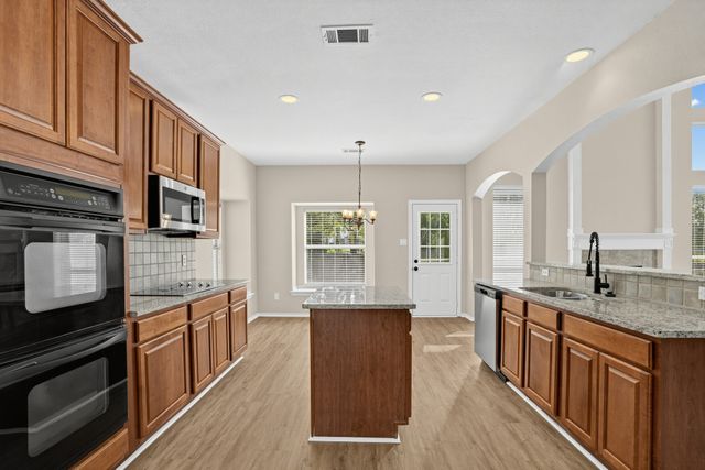 6408 Canyon Lake Drive, Dallas, TX 75249