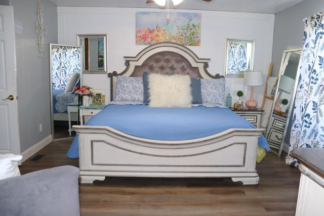 233 Castle Gate Drive, Seymour, MO 65746