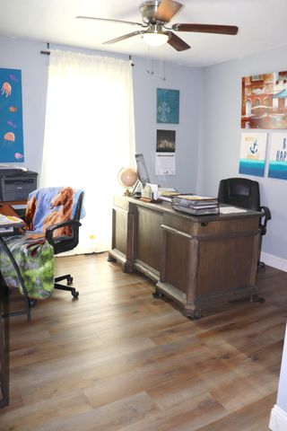 233 Castle Gate Drive, Seymour, MO 65746