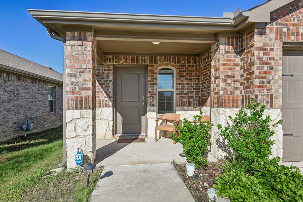 3708 Pronghorn Lane, Crandall, TX 75114