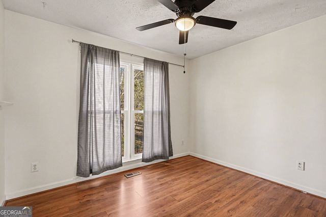 82 Maplewood Court, Acworth, GA 30101