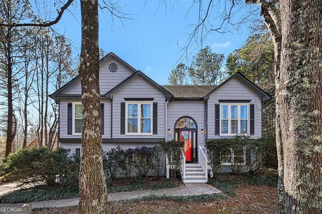 82 Maplewood Court, Acworth, GA 30101