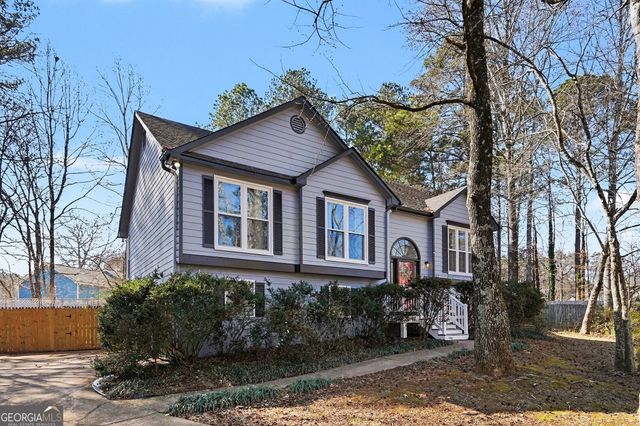 82 Maplewood Court, Acworth, GA 30101