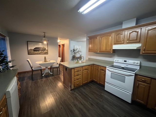 107 W Girard Road, Union City, MI 49094