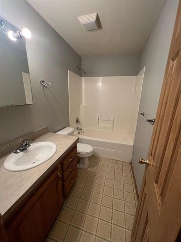 107 W Girard Road, Union City, MI 49094