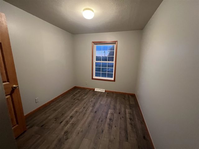 107 W Girard Road, Union City, MI 49094