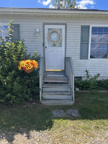 107 W Girard Road, Union City, MI 49094