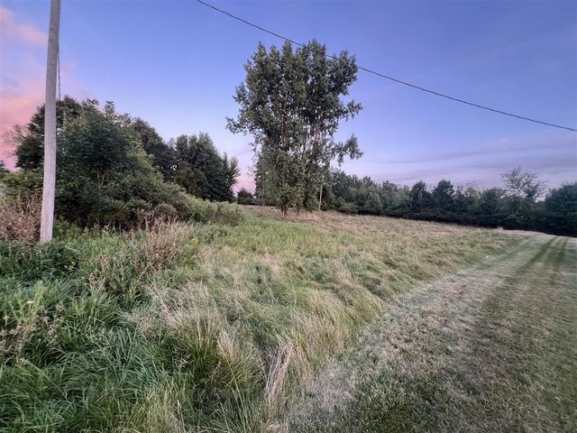 107 W Girard Road, Union City, MI 49094