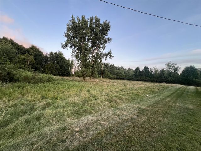 107 W Girard Road, Union City, MI 49094