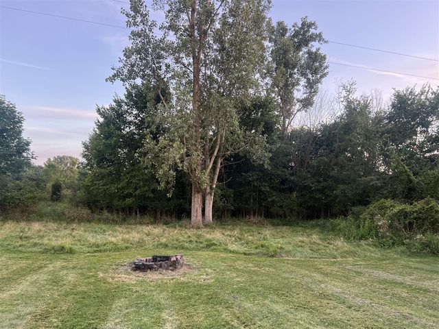 107 W Girard Road, Union City, MI 49094