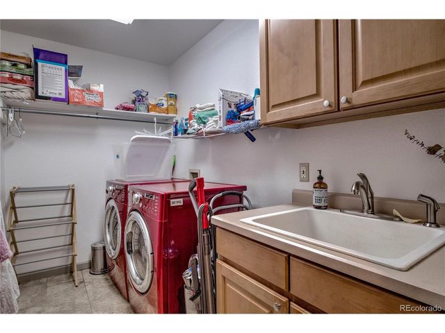 308 Red Hawk Cir, Silverthorne, CO 80498