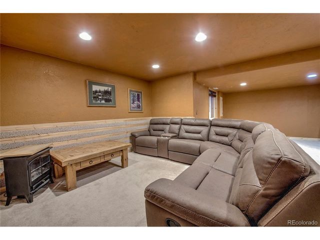308 Red Hawk Cir, Silverthorne, CO 80498