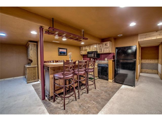 308 Red Hawk Cir, Silverthorne, CO 80498
