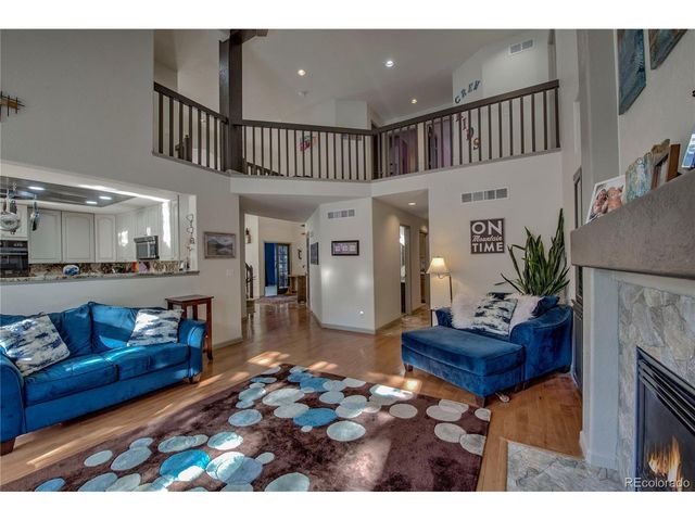 308 Red Hawk Cir, Silverthorne, CO 80498