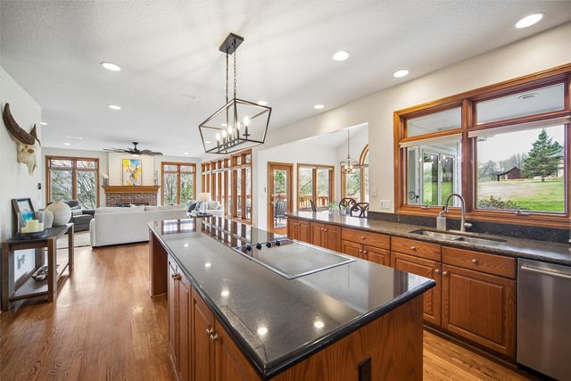 34951 Charbono Point, Waukee, IA 50263