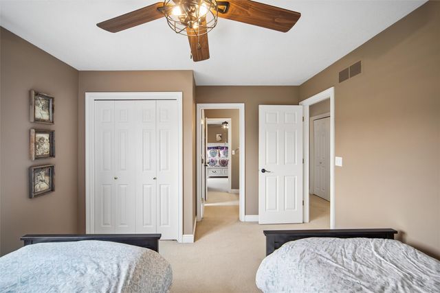 34951 Charbono Point, Waukee, IA 50263