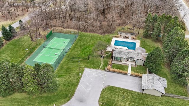 34951 Charbono Point, Waukee, IA 50263