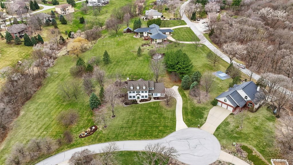 34951 Charbono Point, Waukee, IA 50263