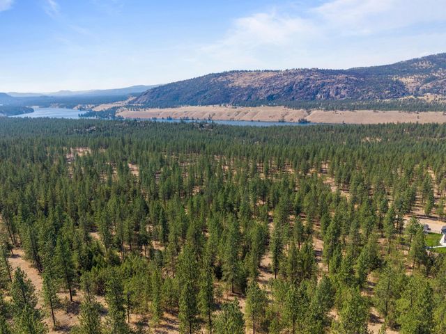 00 N MATHIAS Ln, Nine Mile Falls, WA 99026