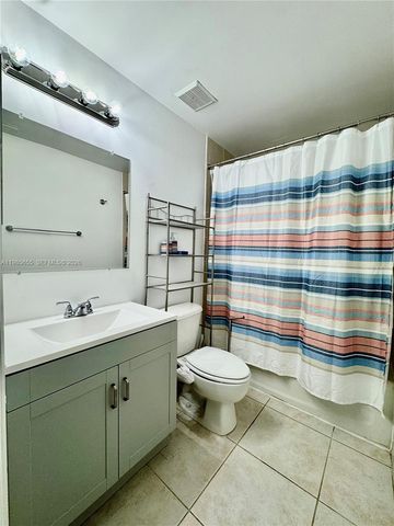 7290 NW 114th Ave 210-7, Doral, FL 33178