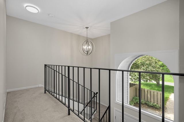 1159 Edgcumbe Road, Saint Paul, MN 55105