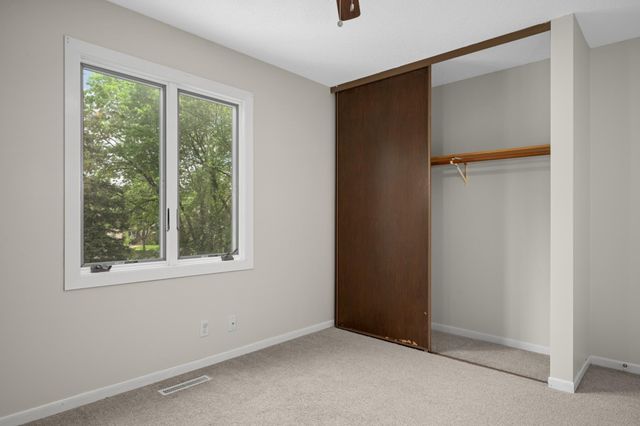 1159 Edgcumbe Road, Saint Paul, MN 55105