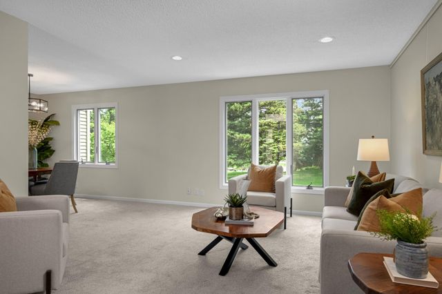 1159 Edgcumbe Road, Saint Paul, MN 55105