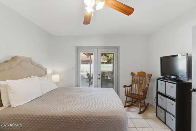 4218 W BOCA RATON Road, Phoenix, AZ 85053