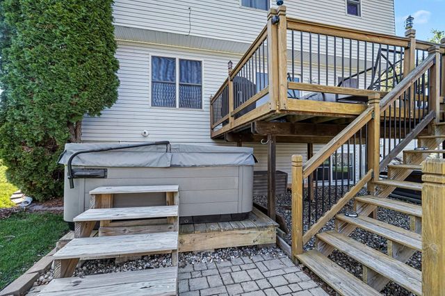 160 Rosewood Trail, Battle Creek, MI 49014