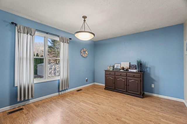 160 Rosewood Trail, Battle Creek, MI 49014