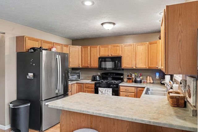 160 Rosewood Trail, Battle Creek, MI 49014