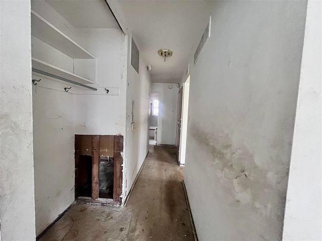 20043 Wyoming Avenue, Detroit, MI 48221