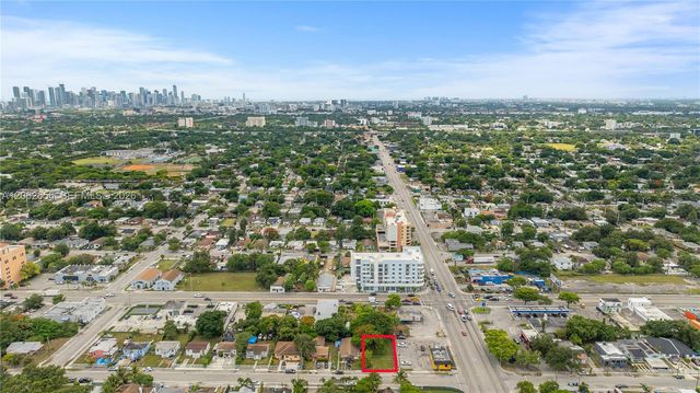 1618 NW 55th St, Miami, FL 33142