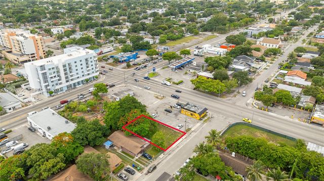1618 NW 55th St, Miami, FL 33142