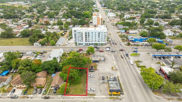 1618 NW 55th St, Miami, FL 33142