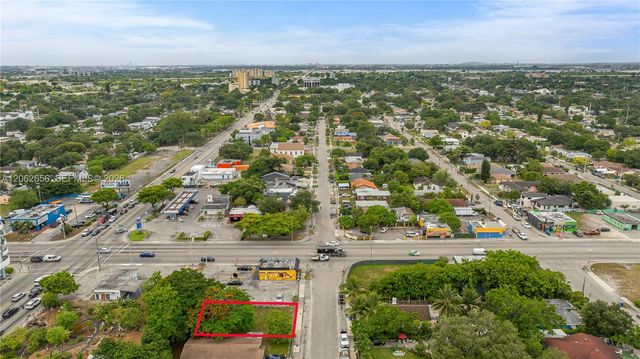 1618 NW 55th St, Miami, FL 33142