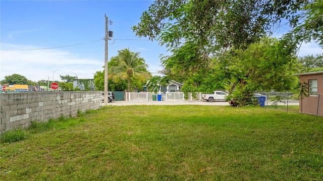 1618 NW 55th St, Miami, FL 33142