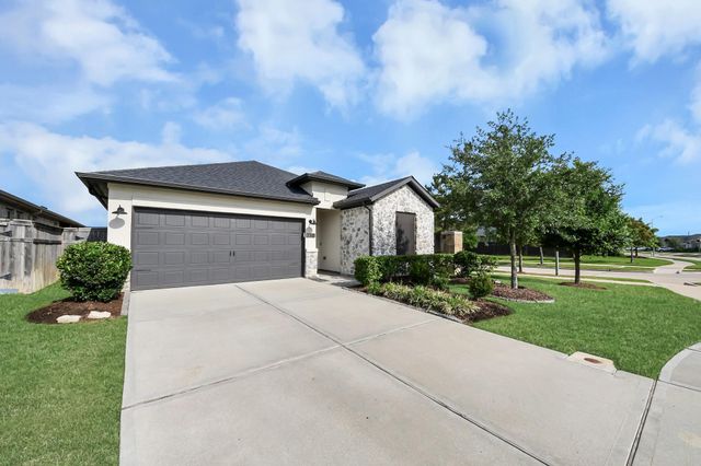 5502 Austin Bend Lane, Fulshear, TX 77441