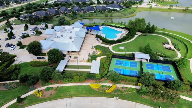 5502 Austin Bend Lane, Fulshear, TX 77441