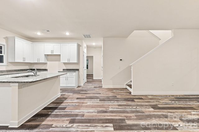 629 S Race Street, Statesville, NC 28677