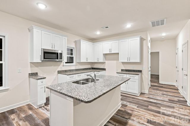 629 S Race Street, Statesville, NC 28677