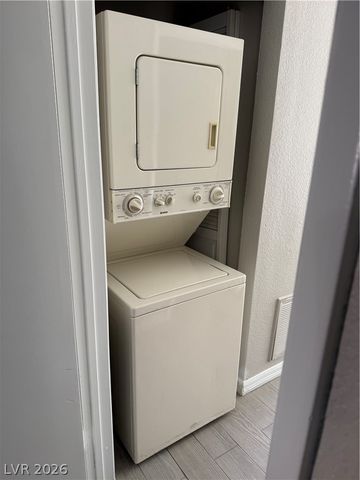 2225 Pine Breeze Lane 104, Las Vegas, NV 89119