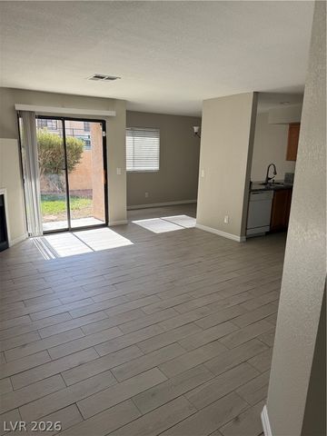 2225 Pine Breeze Lane 104, Las Vegas, NV 89119