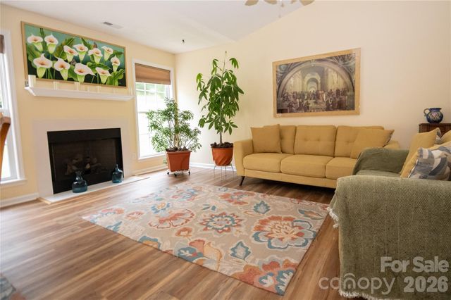 142 Doe Run, Morganton, NC 28655