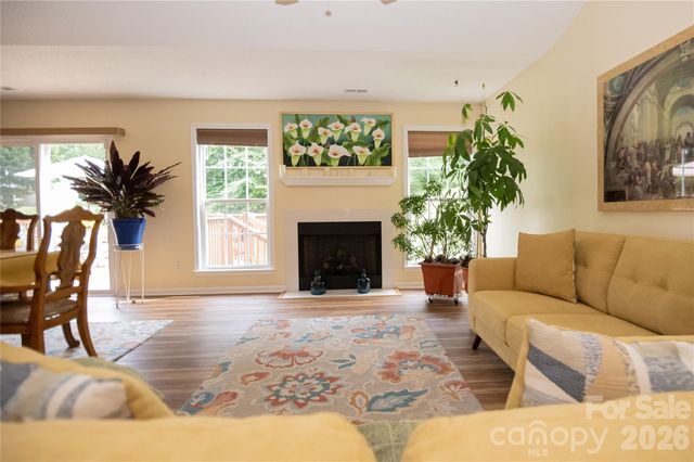 142 Doe Run, Morganton, NC 28655