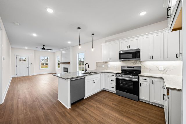 1 Charleston Cove, Clarksville, TN 37043