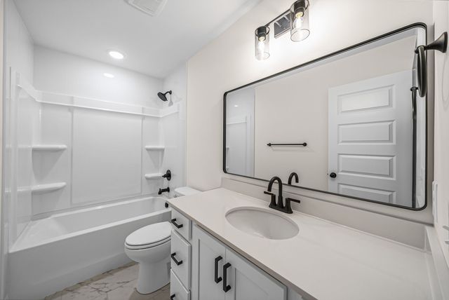 1 Charleston Cove, Clarksville, TN 37043