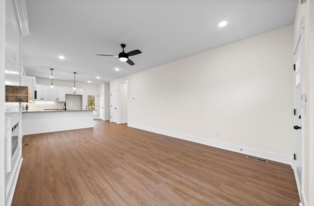 1 Charleston Cove, Clarksville, TN 37043