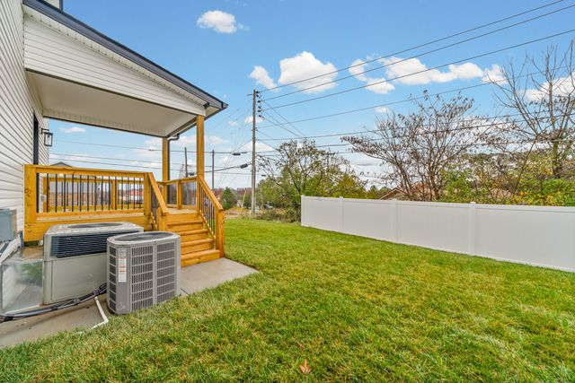 1 Charleston Cove, Clarksville, TN 37043