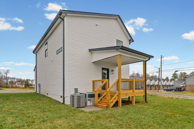 1 Charleston Cove, Clarksville, TN 37043